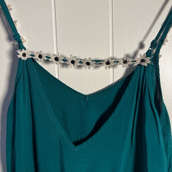 Vintage Daisy Romper - Picture 8 of 8